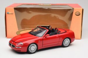 Maserati GT Spyder Rot Bburago 1:18 34097 Metall — Bild 8 von 8