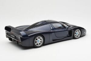 Maserati MC12 Road Car Blau Metallic AUTOart 1:18 75802 Metall — Bild 3 von 8