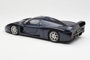 Maserati MC12 Road Car Blau Metallic AUTOart 1:18 75802 Metall — Bild 7 von 8