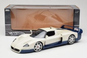 Maserati MC12 Weiß Blau Hot Wheels 1:18 G7158 Metall — Bild 8 von 8