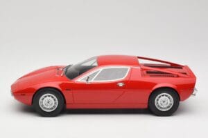 Maserati Merak Rot Minichamps 1:18 107123761 Resin — Bild 3 von 6