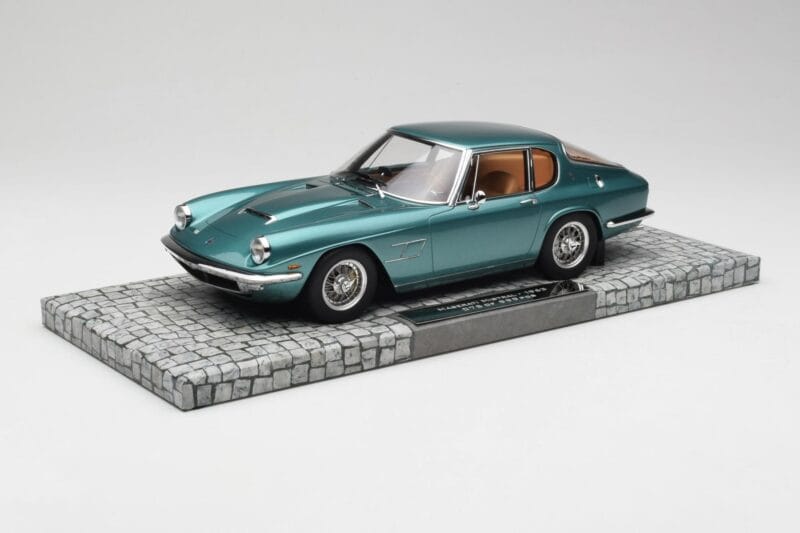 Maserati Mistral Blau Minichamps 1:18 107123420 Resin