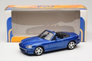 Mazda MX-5 NA 10th Anniversary Blue Metallic Gate 1:18 01071 Metall — Bild 8 von 8
