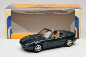 Mazda MX-5 NA Emerald Green Gate 1:18 01017 Metall — Bild 8 von 8