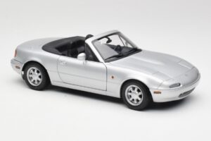 Mazda MX-5 Miata NA Highlight Silber Gate 1:18 1015 Metall — Bild 6 von 8