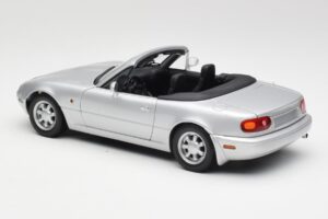 Mazda MX-5 Miata NA Highlight Silber Gate 1:18 1015 Metall — Bild 7 von 8