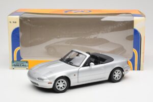Mazda MX-5 Miata NA Highlight Silber Gate 1:18 1015 Metall — Bild 8 von 8