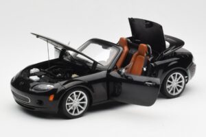 Mazda MX-5 NC Roadster Retractable Hardtop US Spec Schwarz AUTOart 1:18 75971 Metall — Bild 3 von 10