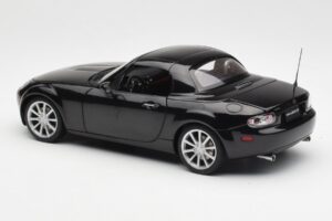 Mazda MX-5 NC Roadster Retractable Hardtop US Spec Schwarz AUTOart 1:18 75971 Metall — Bild 9 von 10