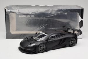 McLaren 12C GT3 Carbon Matt Schwarz Minichamps 1:18 151121390 Metall — Bild 6 von 6