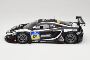 McLaren 12C GT3 Dorr Motorsport #69 C. Adams / M. Klasen 24 Hours Nurburgring 2013 Minichamps 1:18 151131369 Metall — Bild 3 von 6