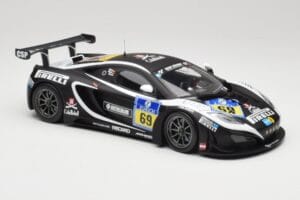 McLaren 12C GT3 Dorr Motorsport #69 C. Adams / M. Klasen 24 Hours Nurburgring 2013 Minichamps 1:18 151131369 Metall — Bild 4 von 6