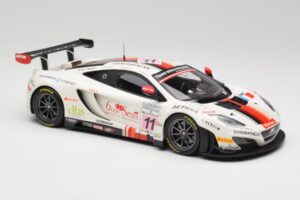 McLaren 12C GT3 #11 Art Grand Prix C. Leclerc / N. Parisy / A. Soucek Spa 24 Hours 2013 Minichamps 1:18 151131311 Metall — Bild 4 von 6