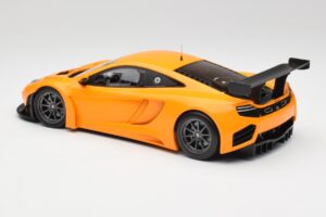 McLaren 12C GT3 Papaya Orange Minichamps 1:18 151121391 Metall — Bild 5 von 6