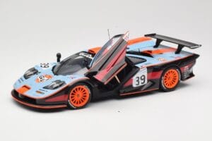 McLaren F1 GTR #39 Gulf R. Bellm / A. Gilbert / M. Sekiya 24 Hours of Le Mans 1997 UT Models 1:18 39725 Metall — Bild 2 von 8