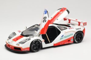 McLaren F1 GTR GT1 #30 West Competition J. Nielsen 1996 UT Models 1:18 39624 Metall — Bild 2 von 8