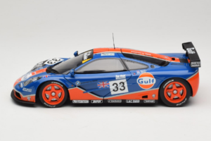 McLaren F1 GTR Gulf #33 R. Bellm / M. Weaver / J-J. Lehto 24 Hours of Le Mans 1996 UT Models 1:18 530161833 Metall — Bild 4 von 8