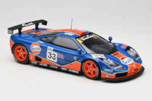 McLaren F1 GTR Gulf #33 R. Bellm / M. Weaver / J-J. Lehto 24 Hours of Le Mans 1996 UT Models 1:18 530161833 Metall — Bild 6 von 8