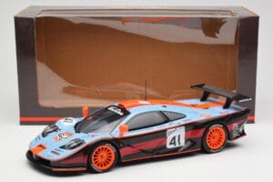 McLaren F1 GTR #41 P-H. Raphanel / C. Gounon / A. Olofsson 24 Hours of Le Mans 1997 UT Models 1:18 39727 Metall — Bild 8 von 8