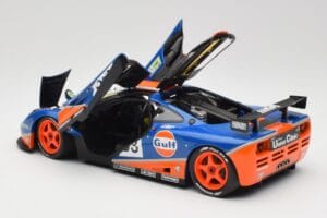 McLaren F1 GTR Gulf Racing #33 S. Bellm / A. Weaver / J. Lehto 24 Hours of Le Mans 1996 Minichamps 1:18 530133633 Metall — Bild 5 von 8