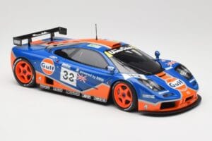 McLaren F1 GTR Gulf Racing #33 S. Bellm / A. Weaver / J. Lehto 24 Hours of Le Mans 1996 Minichamps 1:18 530133633 Metall — Bild 6 von 8