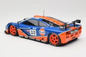 McLaren F1 GTR Gulf Racing #33 S. Bellm / A. Weaver / J. Lehto 24 Hours of Le Mans 1996 Minichamps 1:18 530133633 Metall — Bild 7 von 8