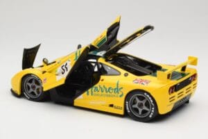 McLaren F1 GTR Harrods Mach One Racing #51 A. Wallace / D. Bell / J. Bell 24 Hours of Le Mans 1995 Minichamps 1:18 530133551  — Bild 5 von 8