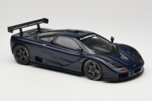 McLaren F1 GTR Le Mans Edition Lila UT Models 1:18 MCLAREN001 Metall — Bild 6 von 8
