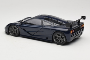 McLaren F1 GTR Le Mans Edition Lila UT Models 1:18 MCLAREN001 Metall — Bild 7 von 8