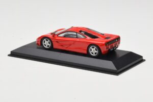 McLaren F1 Rot Minichamps 1:43 433133438 Metall — Bild 3 von 4