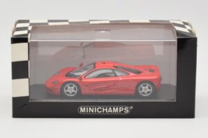 McLaren F1 Rot Minichamps 1:43 433133438 Metall — Bild 4 von 4