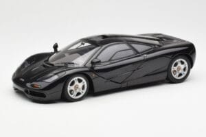McLaren F1 Road Car Schwarz AUTOart 1:18 76002 Metall