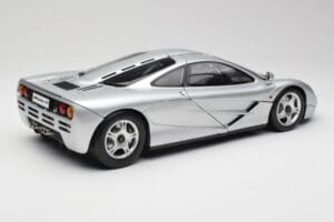 McLaren F1 Silber Minichamps 1:12 530133129 Metall — Bild 3 von 8