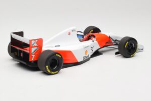 McLaren Ford MP4/8 #7 M. Hakkinen 1993 Minichamps 1:18 530931837 Metall — Bild 2 von 6