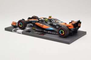 McLaren MCL60 #4 L. Norris F1 2023 Minichamps 1:18 537231804 Metall — Bild 5 von 6