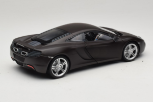 McLaren MP4-12C Matt Black Minichamps 1:18 110133021 Metall — Bild 3 von 8