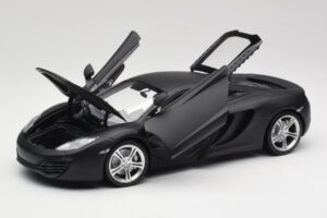 McLaren MP4-12C Matt Satellite Grau Minichamps 1:18 110133024 Metall — Bild 2 von 8