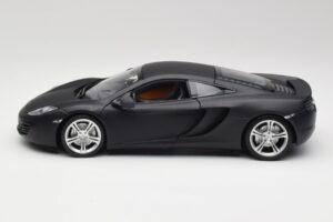 McLaren MP4-12C Matt Satellite Grau Minichamps 1:18 110133024 Metall — Bild 4 von 8