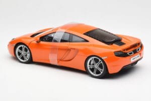 McLaren MP4-12C Orange AUTOart 1:18 76006 Metall — Bild 7 von 8
