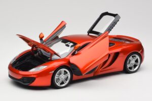 McLaren MP4-12C Orange Metallic Minichamps 1:18 110133020 Metall — Bild 2 von 8