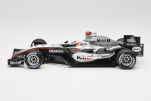 McLaren MP4-20 Mercedes #9 K. Raikkonen F1 2005 Minichamps 1:18 B66962337 Metall — Bild 3 von 6