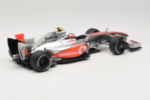 McLaren MP4-24 Mercedes #2 H. Kovalainen F1 2009 Dealer Edition Minichamps 1:18 B66960041 Metall — Bild 2 von 7