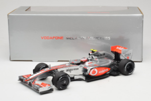 McLaren MP4-24 Mercedes #2 H. Kovalainen F1 2009 Minichamps 1:18 503091802 Metall — Bild 7 von 7