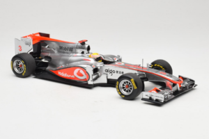 McLaren MP4-26 Mercedes #3 L. Hamilton Vodafone McLaren Showcar F1 2011 Minichamps 1:18 530111873 Metall — Bild 4 von 7