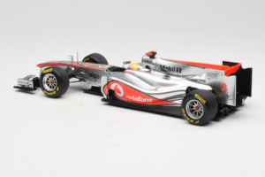 McLaren MP4-26 Mercedes #3 L. Hamilton Vodafone McLaren Showcar F1 2011 Minichamps 1:18 530111873 Metall — Bild 5 von 7