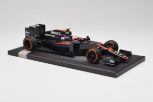 McLaren MP4-30 Honda #22 J. Button McLaren Honda F1 Team Spanish Grand Prix 2015 Minichamps 1:18 537151122 Metall — Bild 4 von 7