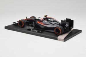McLaren MP4-30 Honda #22 J. Button McLaren Honda F1 Team Spanish Grand Prix 2015 Minichamps 1:18 537151122 Metall — Bild 5 von 7