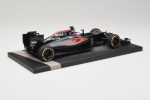McLaren MP4-31 Honda #22 J. Button McLaren Honda F1 Team Chinese Grand Prix 2016 Minichamps 1:18 537161822 Metall — Bild 3 von 7
