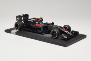 McLaren MP4-31 Honda #22 J. Button McLaren Honda F1 Team Chinese Grand Prix 2016 Minichamps 1:18 537161822 Metall — Bild 4 von 7