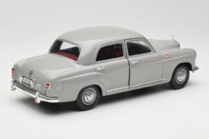 Mercedes 180 W120 Ponton Graphite Grey Revell 1:18 08974 Metall — Bild 3 von 8
